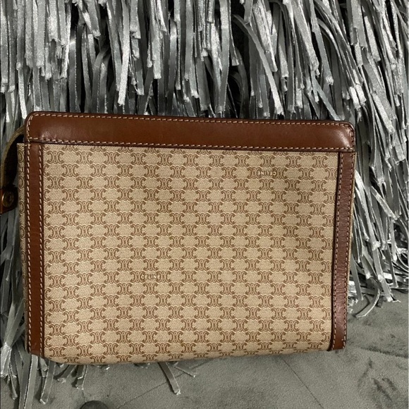 Celine Clutch/Makeup bag - Picture 2 of 5